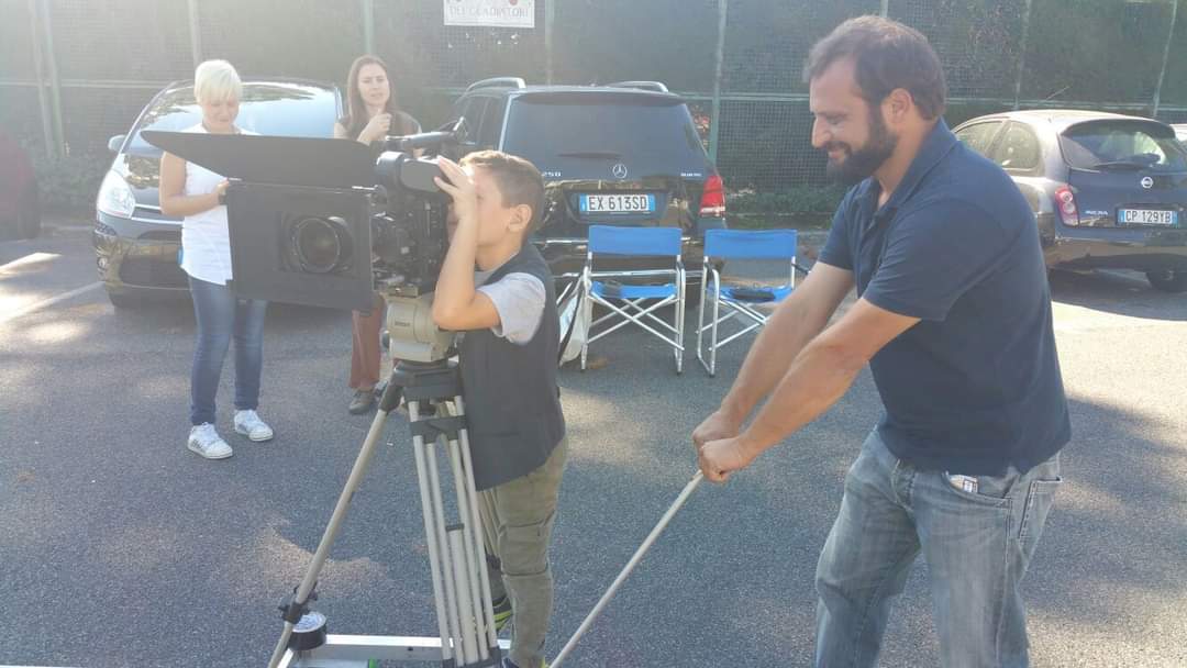 Tecnici video al lavoro durante evento live