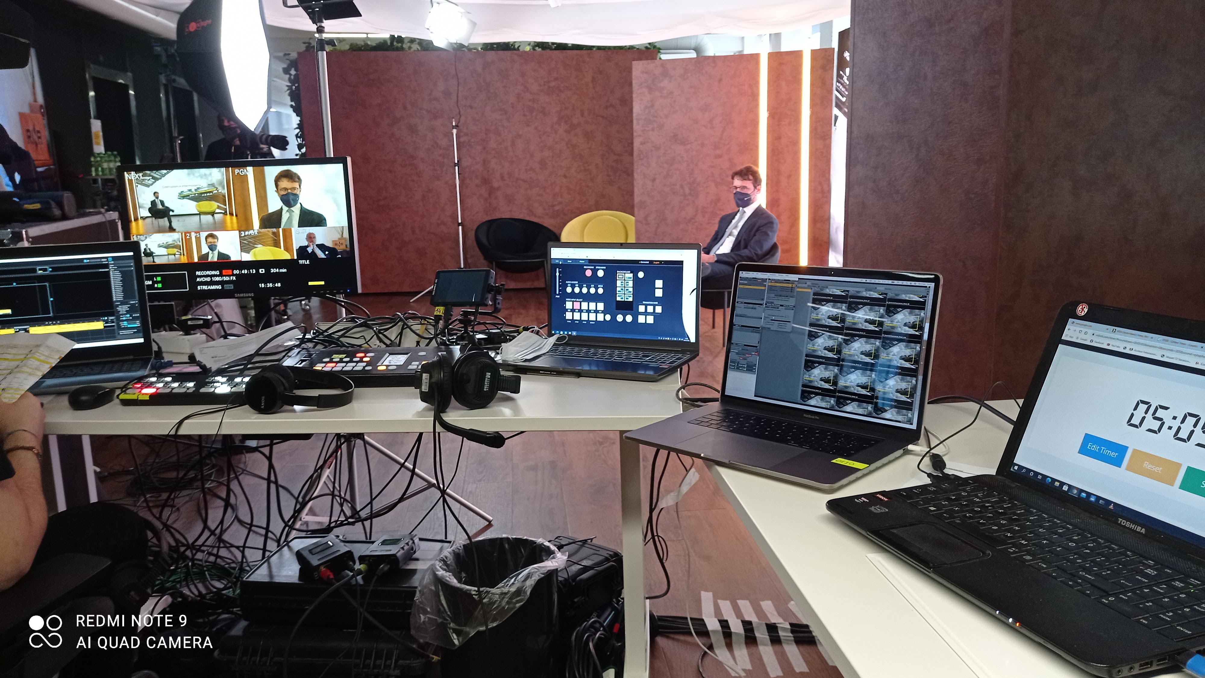 Operatore video durante riprese evento