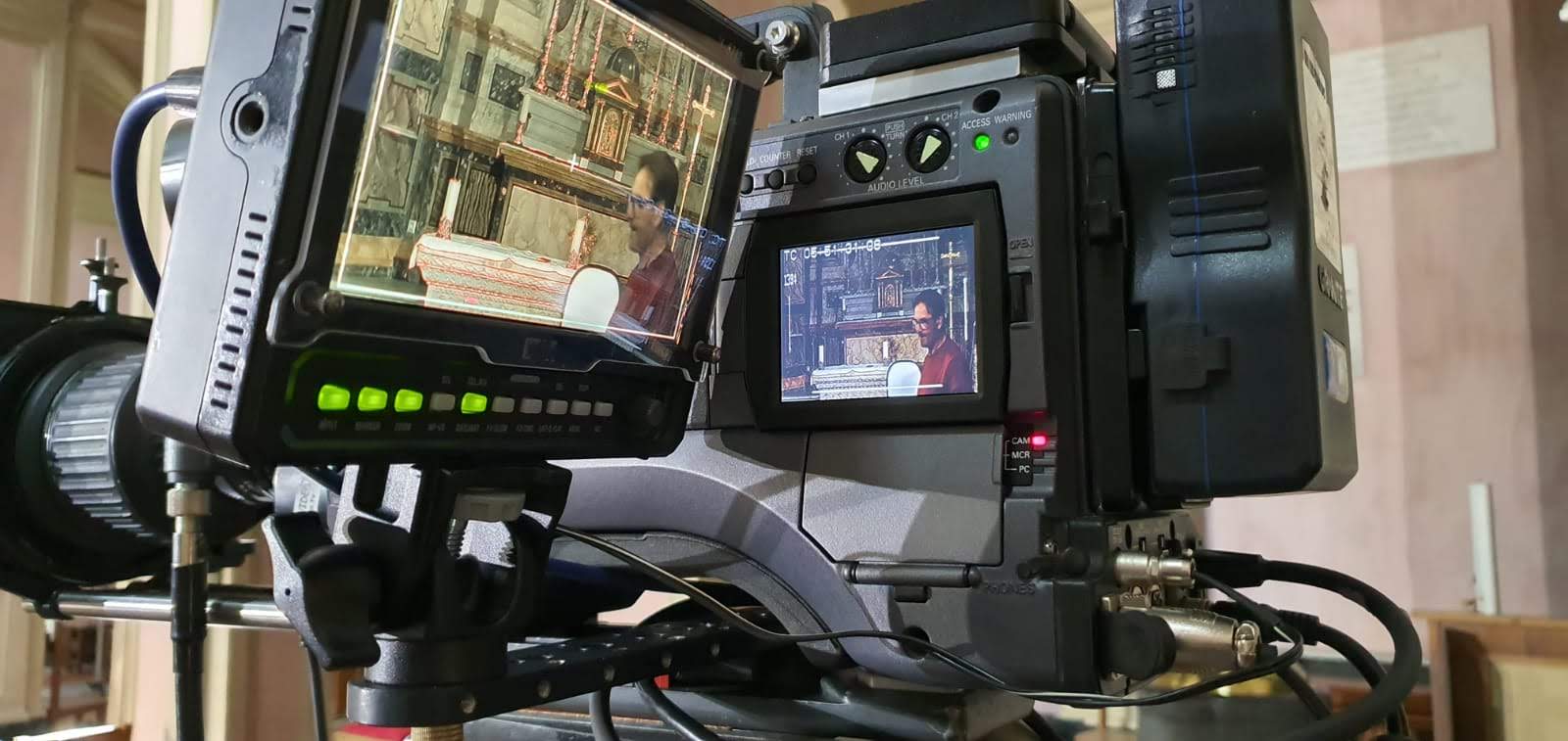 Tecnici in regia durante diretta live